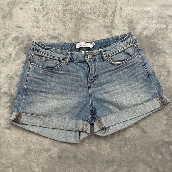 H&M Pants - H&m L.O.G.G Light Wash Distressed Cuffed Denim Shorts Size 26